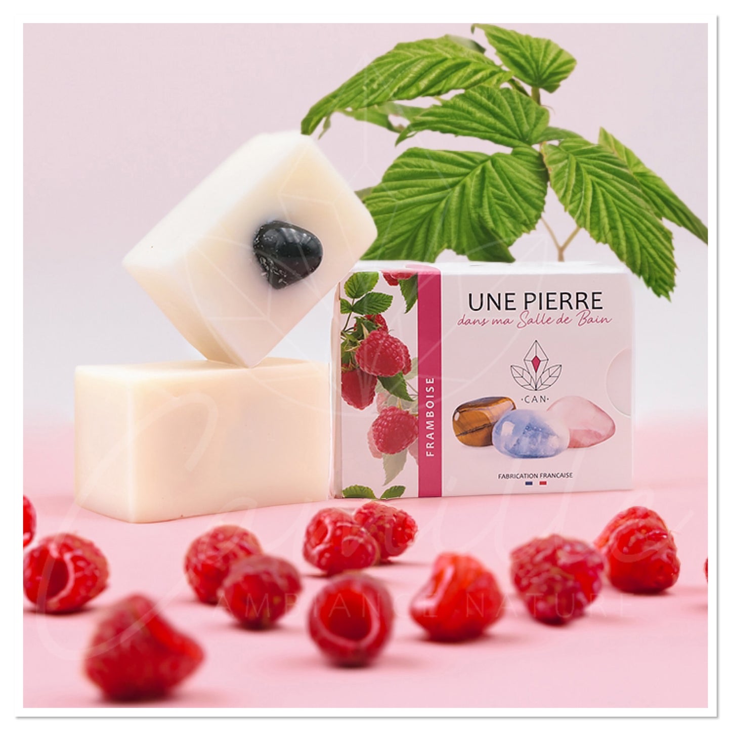 Savon senteur framboise & Pierre mystère