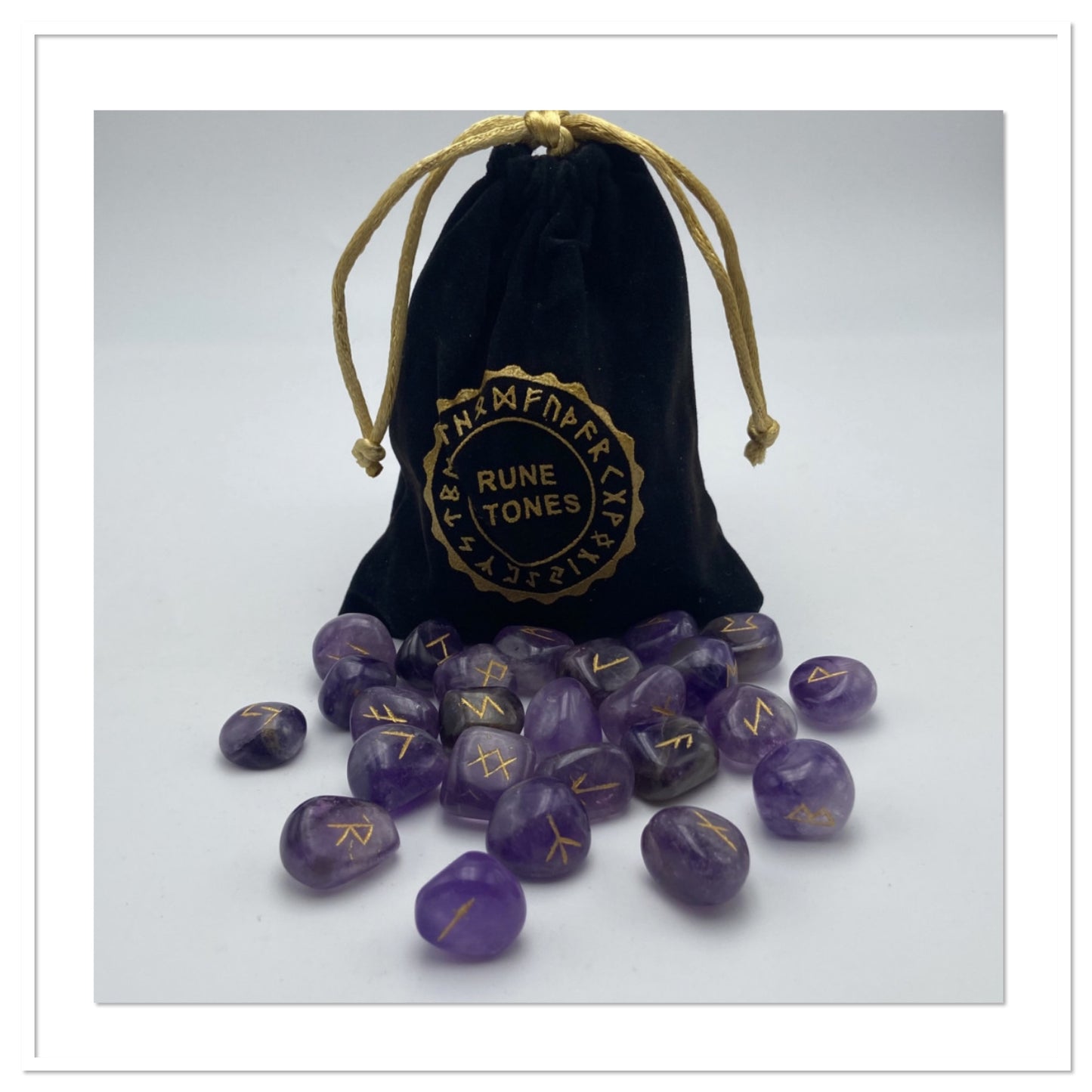 Jeu de Runes en améthyste naturelle (pour abonnés aux cours)