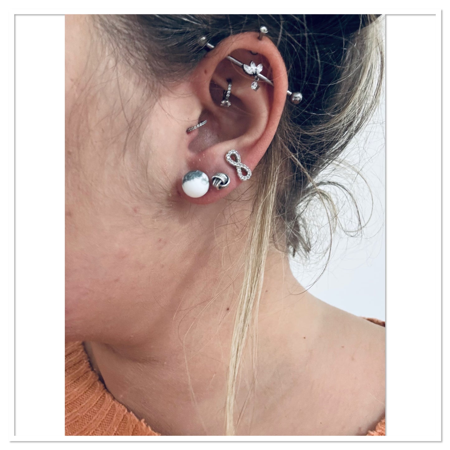 Boucles d’oreilles pierres rondes Howlite Blanche ~ Sérénité et apaisement