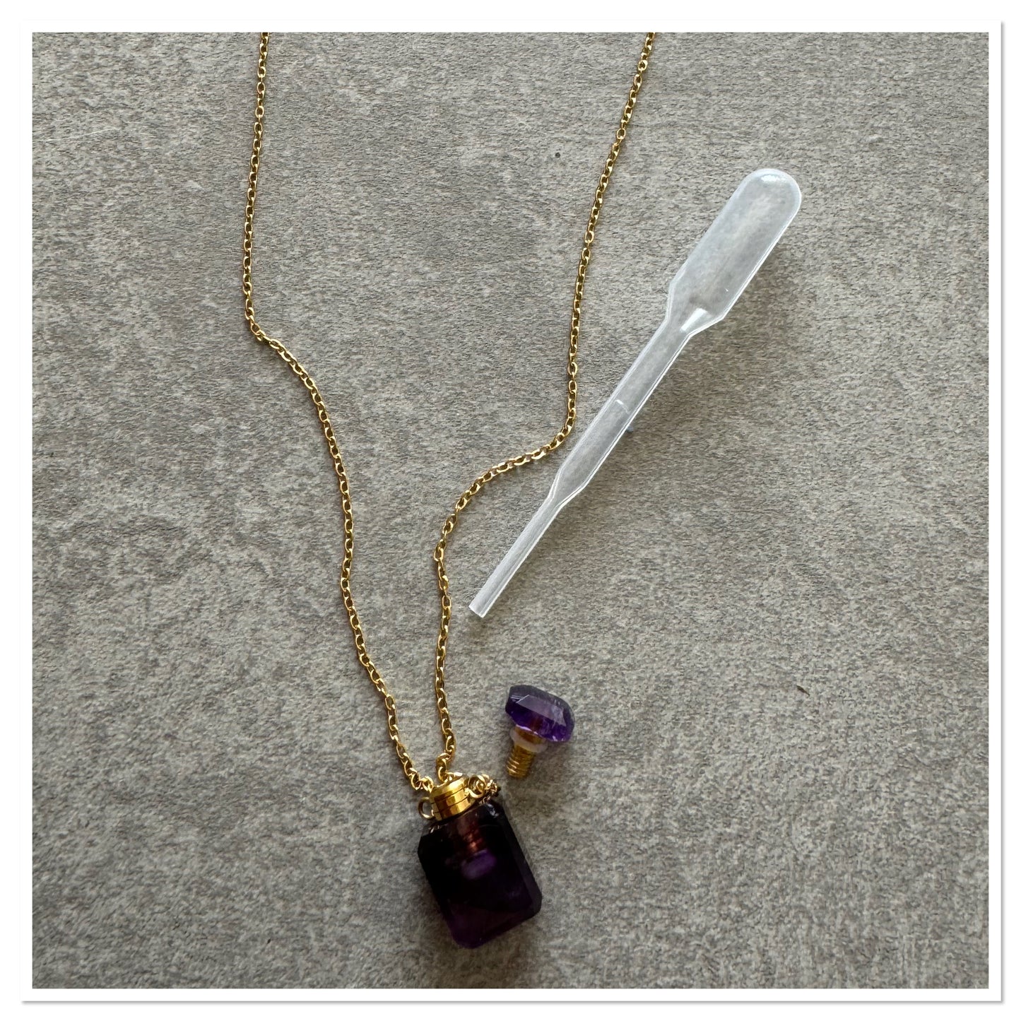 Collier fiole en Améthyste pour huile essentielle/ parfum - Pierre contre le stress & les angoisses