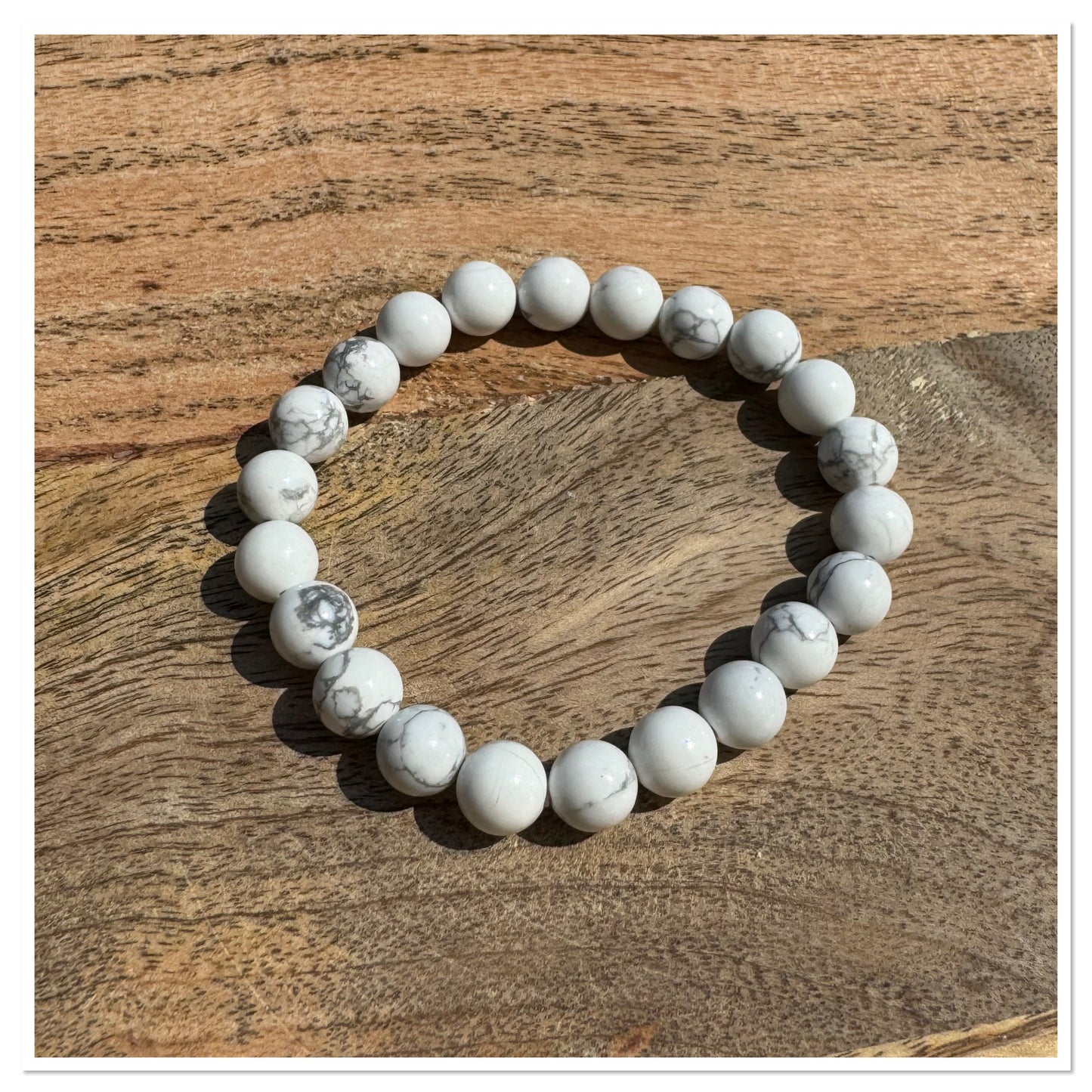 Howlite blanche - Pierre du travail, de la sérénité & de l'apaisement