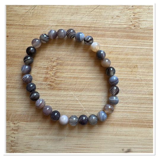 Bracelet Agate Botswana 6 mm  - Pierre des sentiments positifs